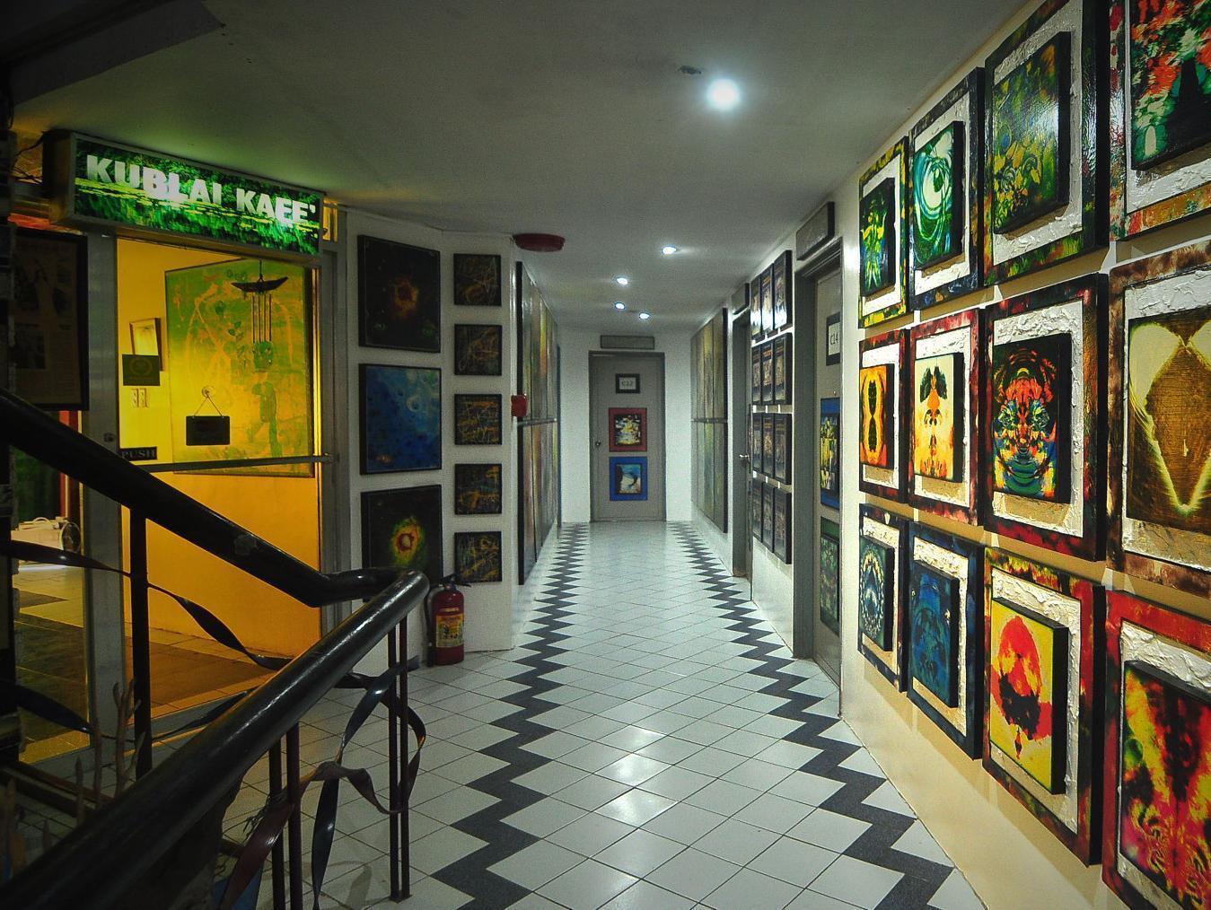 Davao City Oyo 200 Ponce Suites Art Hotel מראה חיצוני תמונה