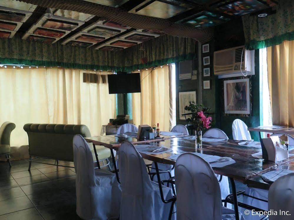 Davao City Oyo 200 Ponce Suites Art Hotel מראה חיצוני תמונה